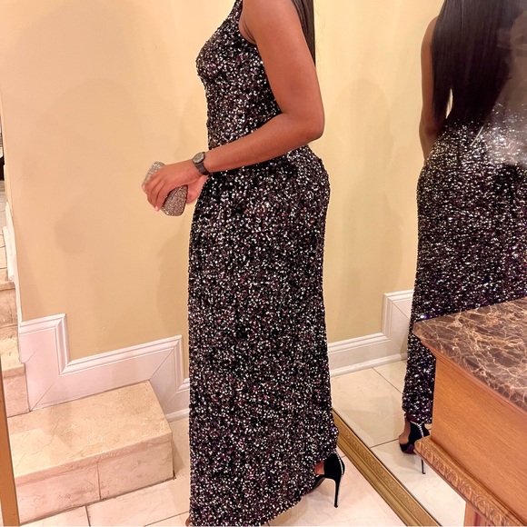 Black Sequins Maxi Dress with split - Picture 7 of 7